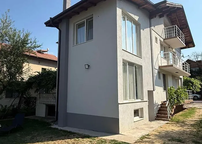 The Walnut Nest Appartement