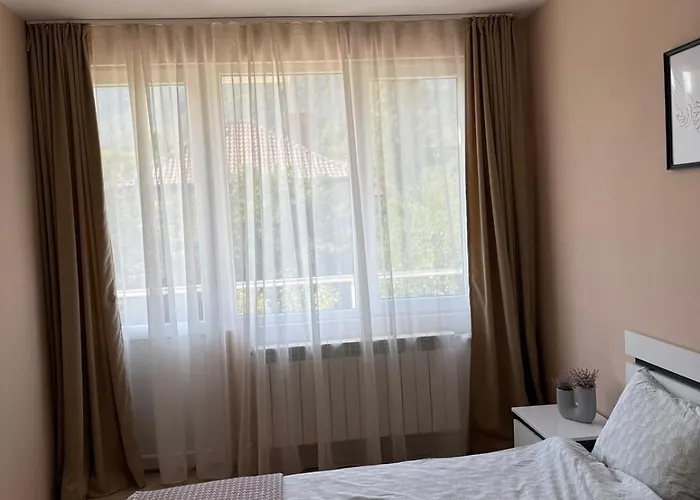 The Walnut Nest Appartement *